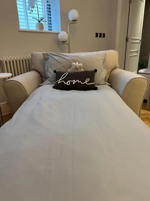 New Apartment, 10 Mins From Principality Stadium Cardiff 0*,  United Kingdom